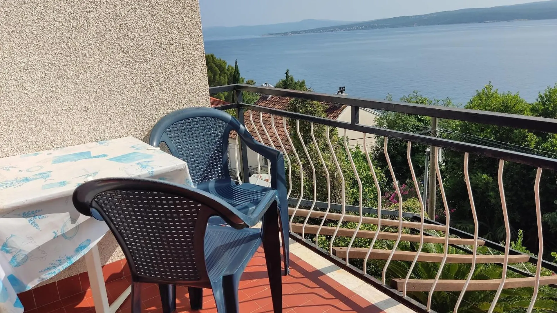 4 Bedrooms Apartment 50-70M To The Sea Dramalj 4-10 People