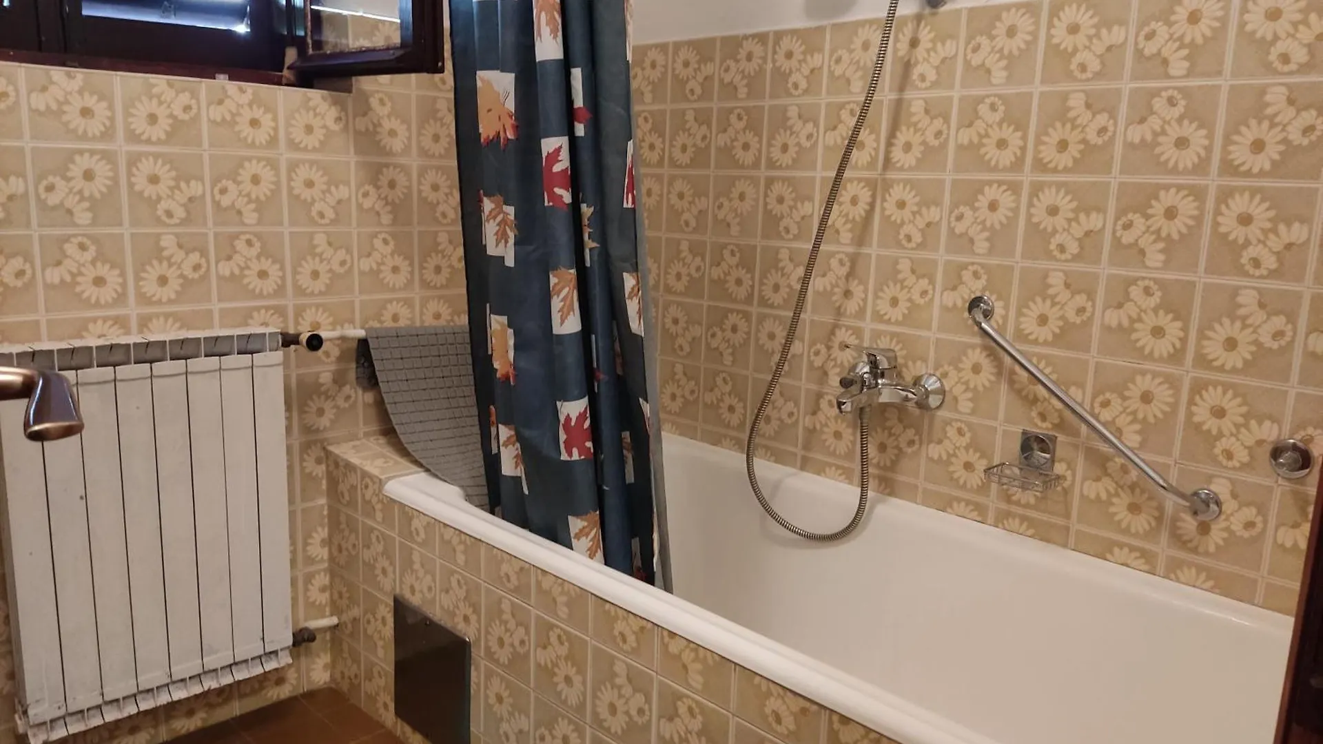 4 Bedrooms Apartment 50-70M To The Sea Dramalj 4-10 People