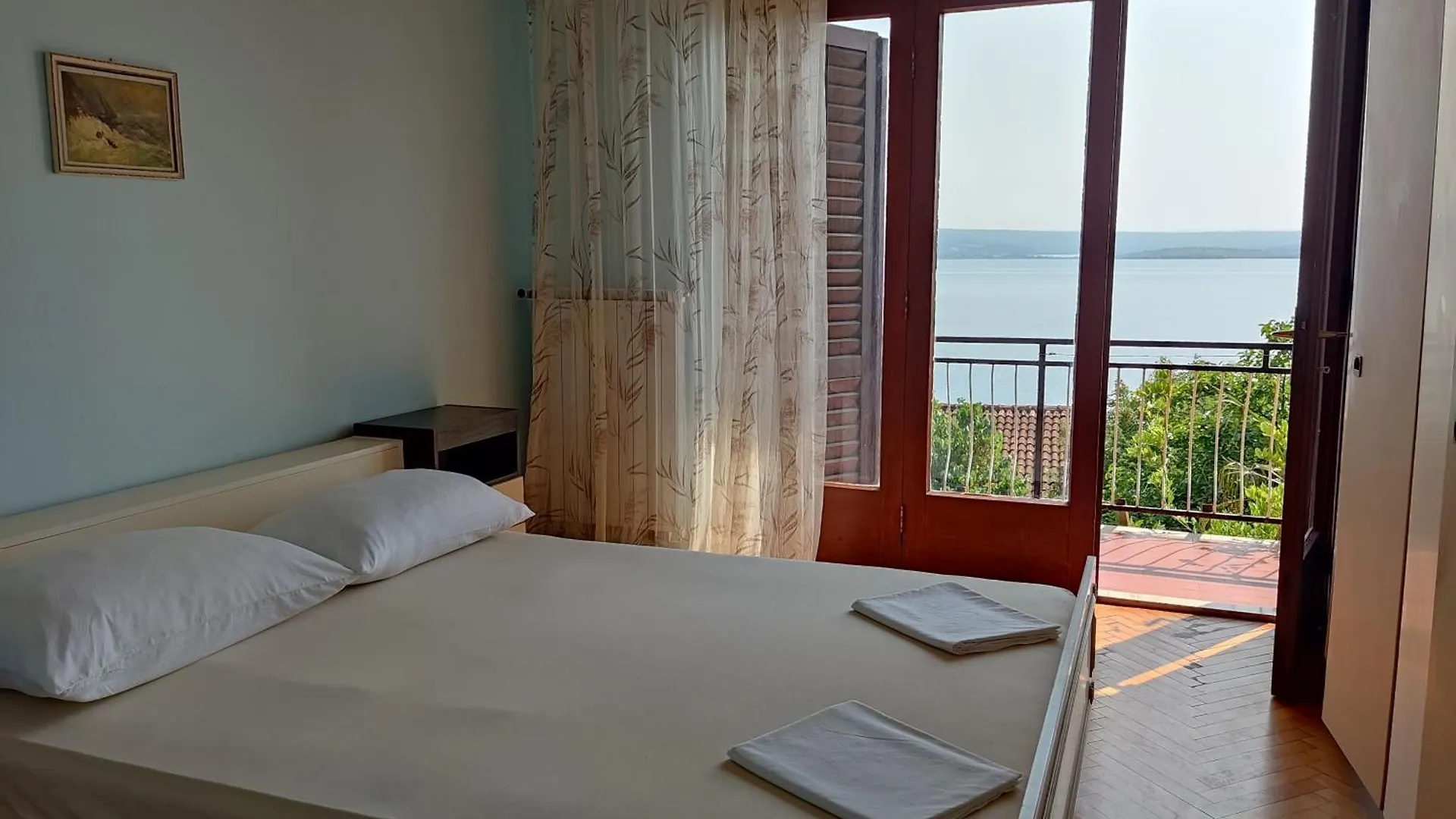 4 Bedrooms Apartment 50-70M To The Sea Dramalj 4-10 People