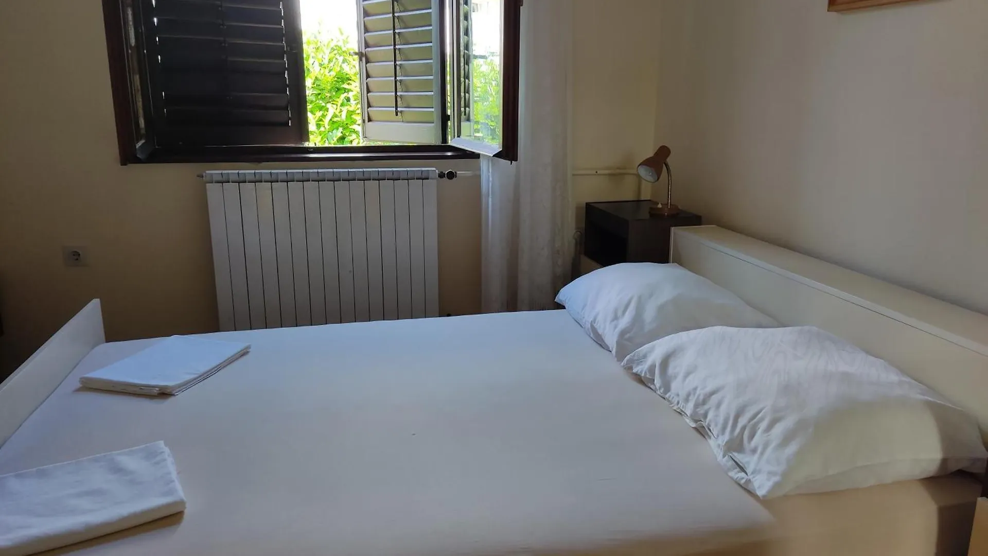 4 Bedrooms Apartment 50-70M To The Sea Dramalj 4-10 People
